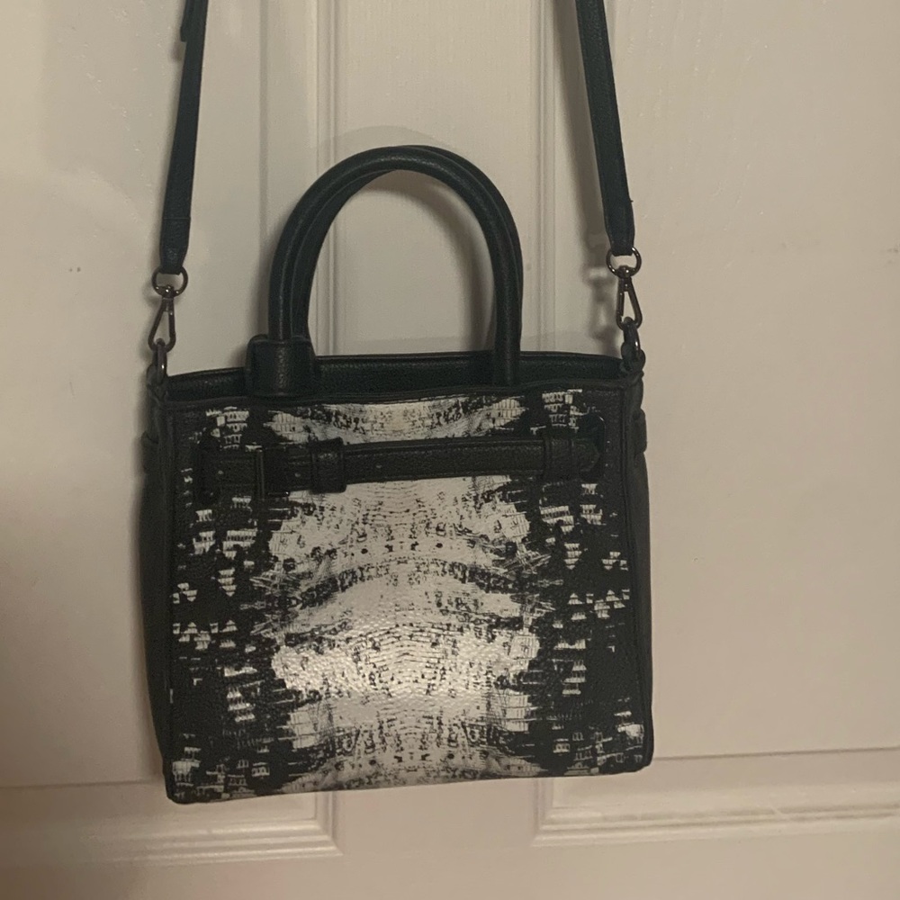 Black Crossbody